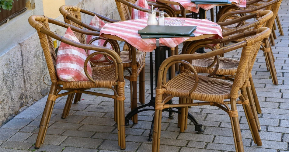 Foodie Guide: Top Dining Spots Near Shasta Pines Motel & Suites, Burney